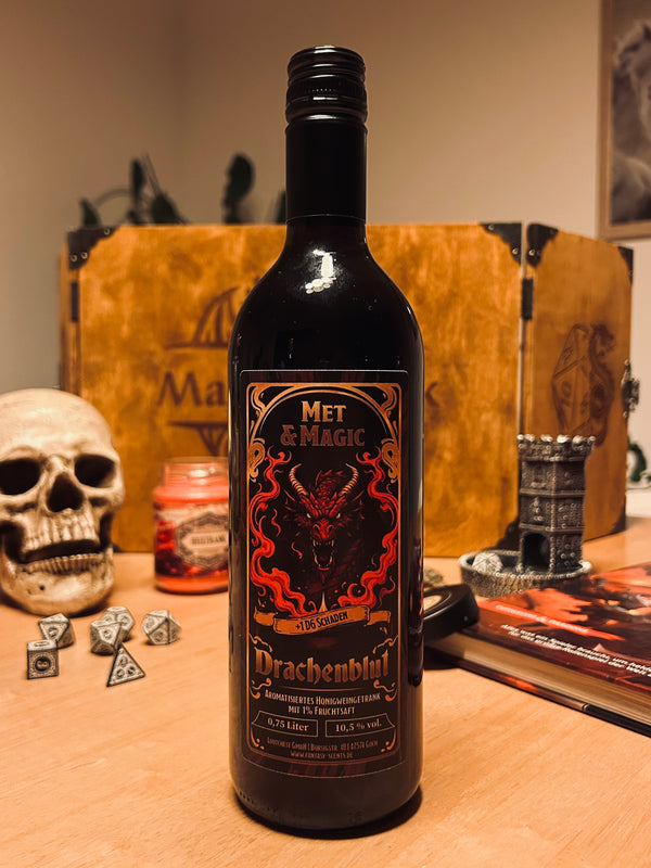 Taverne scented candle with surprise cube