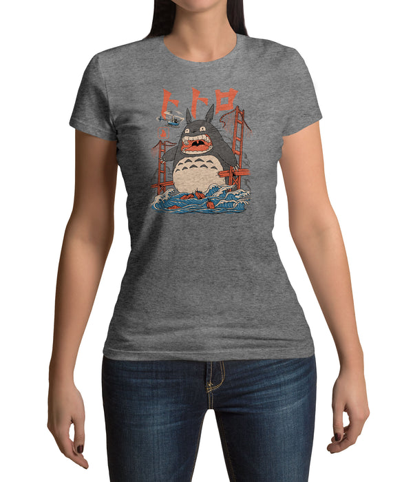 Ob du Anime, Manga oder einfach nur stylishe T-Shirts für Geeks und Gamer liebst, mit „Neighboro Attack“ wartet ein echtes Highlight aus dem lootchest Store auf dich. 